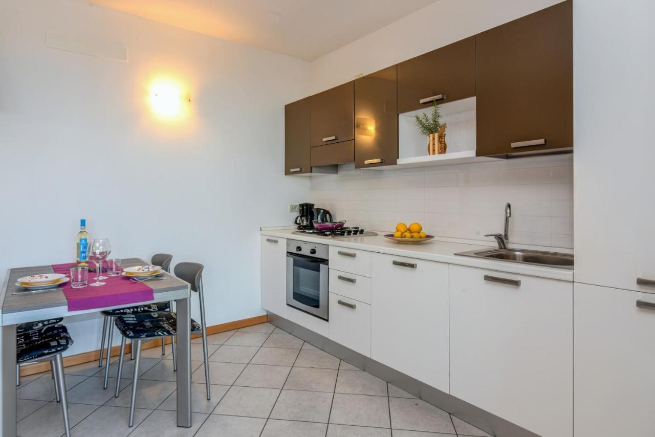 6 Happiness Apartman Toscolano-Maderno Kültér fotó
