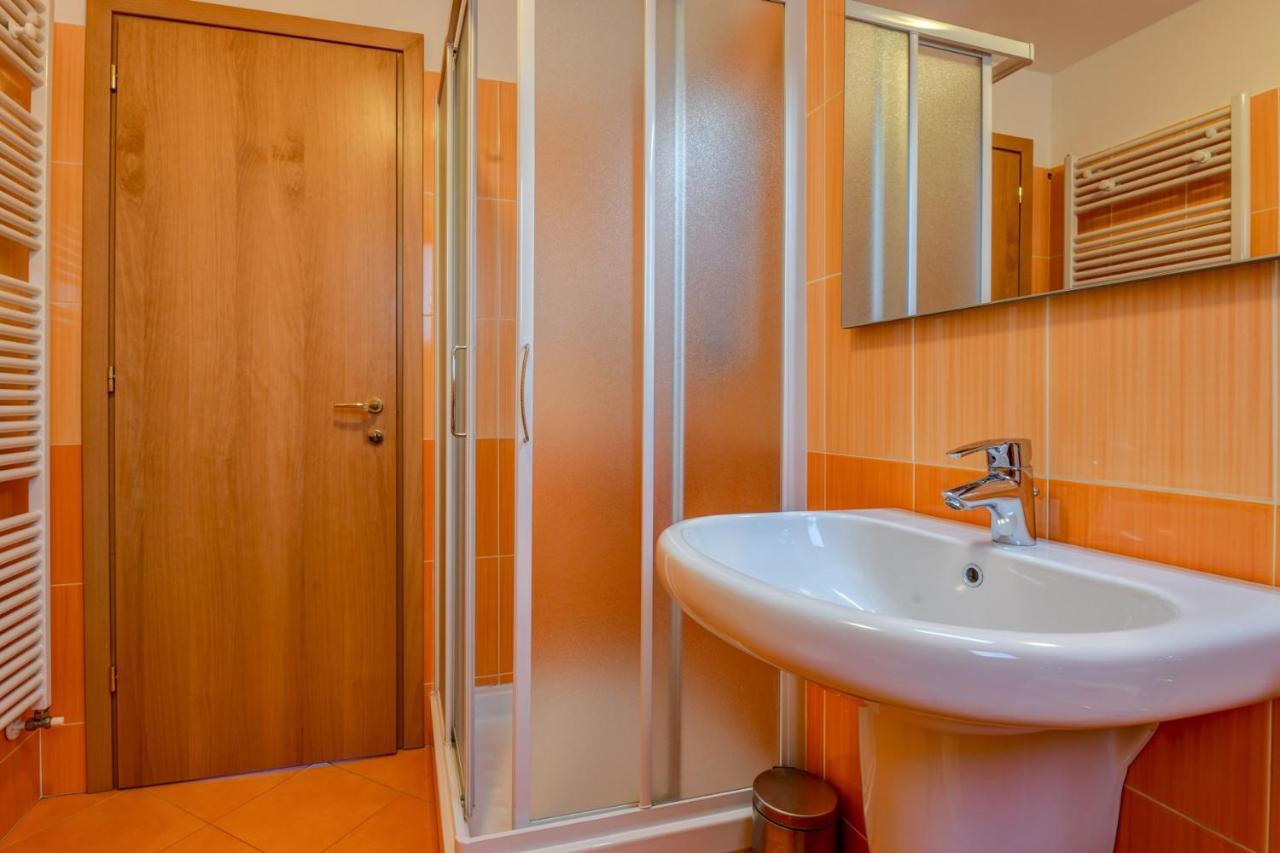 6 Happiness Apartman Toscolano-Maderno Kültér fotó