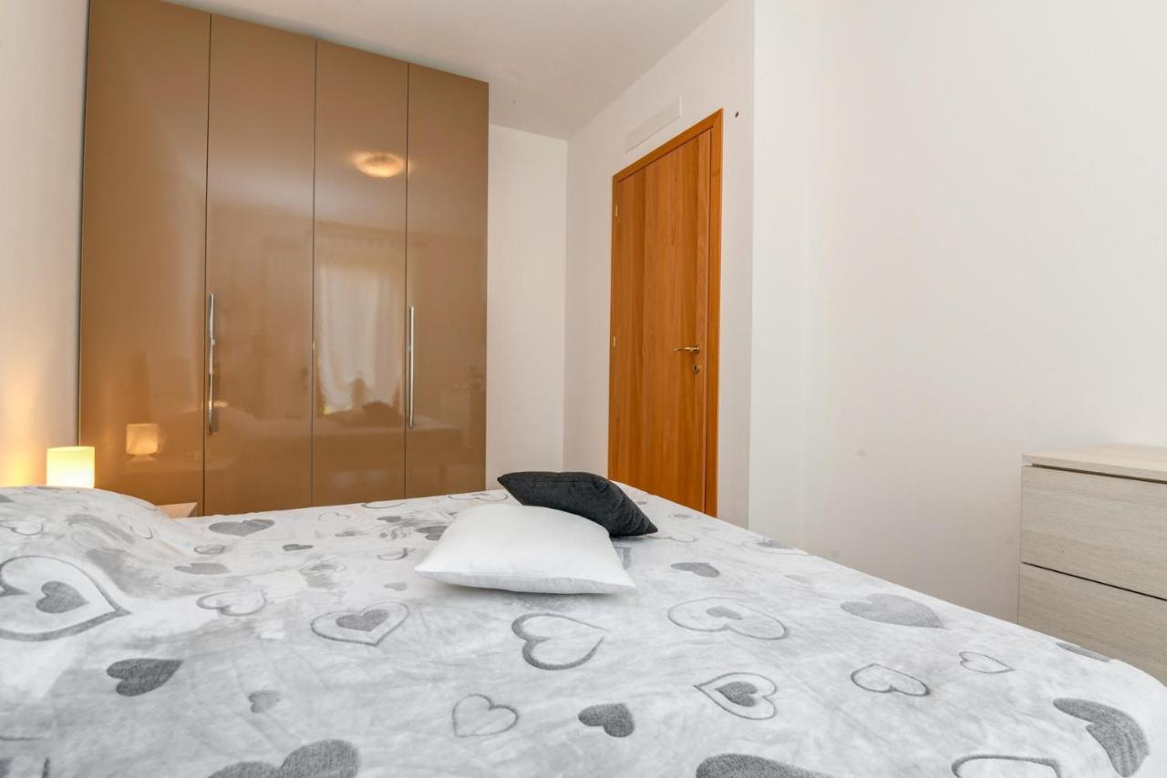 6 Happiness Apartman Toscolano-Maderno Kültér fotó