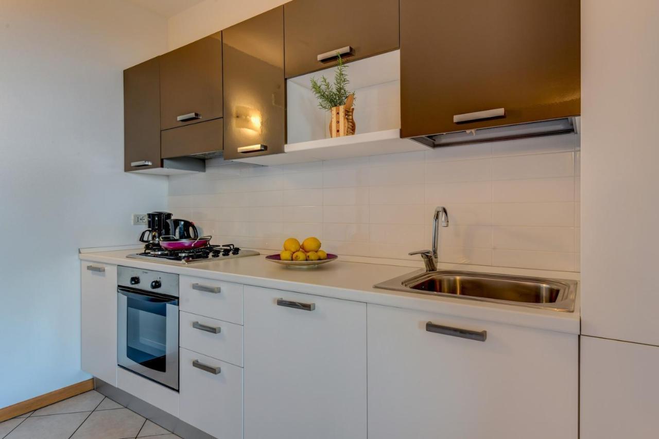 6 Happiness Apartman Toscolano-Maderno Kültér fotó